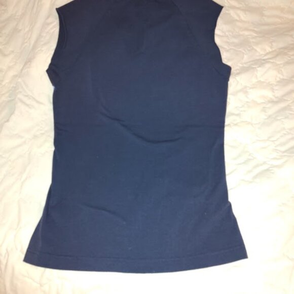 CUTE Tennessee Titans Women size M Raglan shirt. Reebok in Great Condition! - Picture 4 of 6